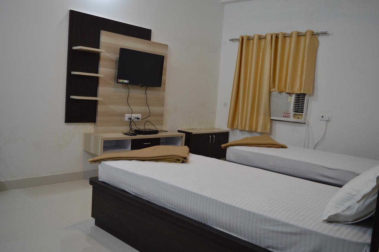 Nagina Palace Hotel Bodh Gaya Luaran gambar